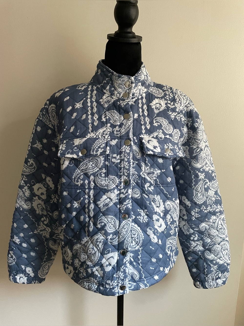 MEXX Blue White Paisley Quilted Cotton Jacket Size M
